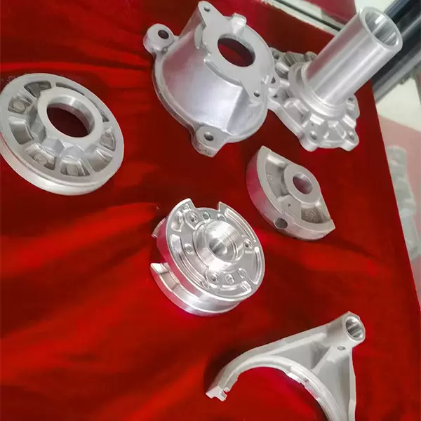 Đánh lửa chính xác: Cách nâng cao hiệu suất với các bộ phận phân phối ô tô chất lượng cao